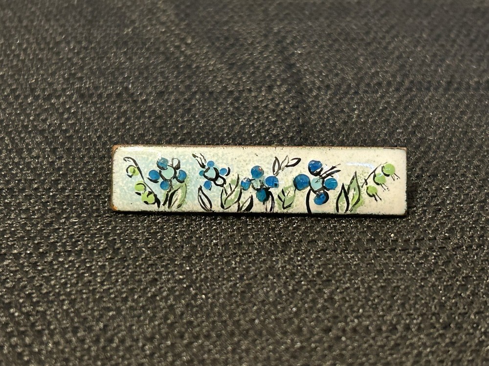 Lovely Vintage Colorful Blues & Greens Floral Enamel on Copper Bar Brooch 1.75”