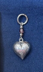 Vintage Heart Pendant Silver-toned
