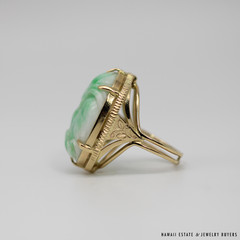 Ming’s Hawaii White and Green Jade Carved Gourd 14K Yellow Gold Ring Size 8