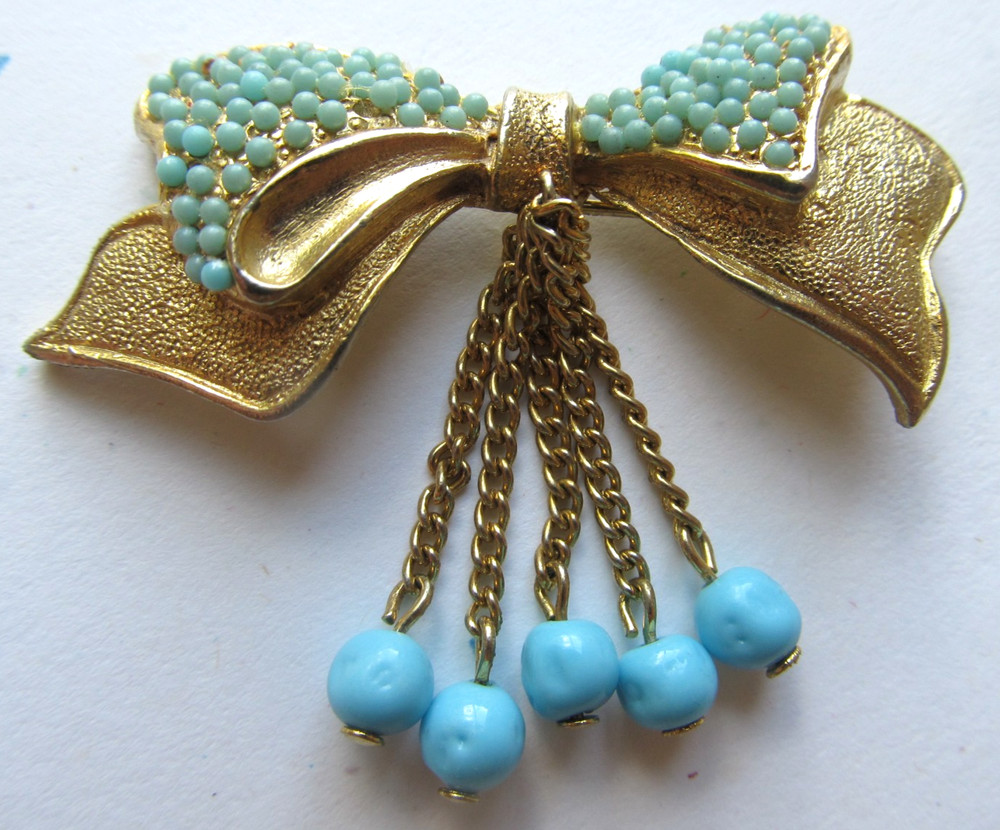 Vintage Turquoise Blue Glass Gold Tone Signed HOBE BOW BROOCH Dangle Drop