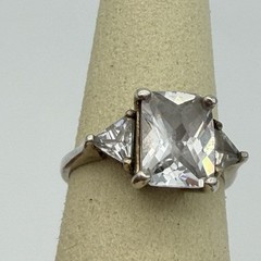 FAS 925 sterling silver Ring cubic zirconia size 6