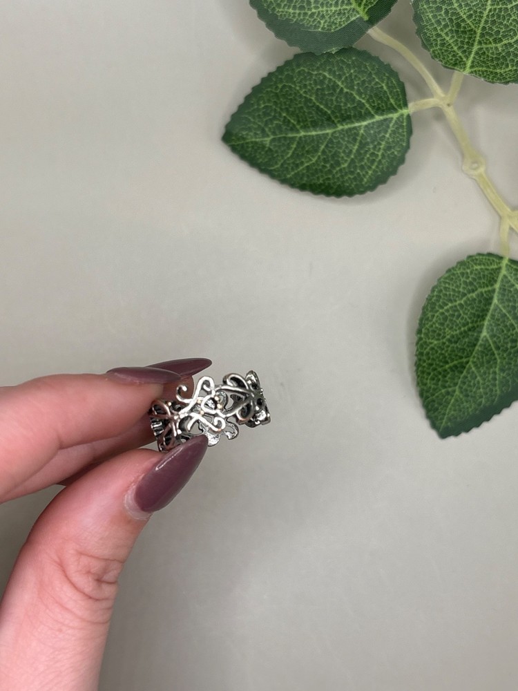 Vintage Silver Tone Filigree Ring Size 7 Scrollwork Statement Boho Gothic Ring