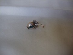 VINTAGE 1970-80s 3D POPPY SEED POD GREEN TOPAZ STERLING SILVER STAMPED 925 PIN