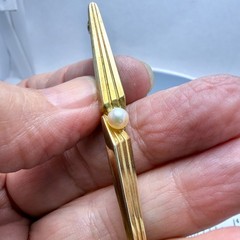 Antique 8K Bar Pin with 4.7mm Pearl 1.75″ 2.9 grams