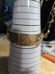 Vintage 1980s-1990s Victorian Revival Gold Tone Mother Of Pearl Bracelet 7″