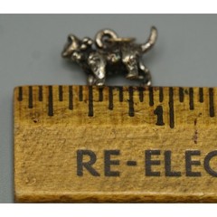 Vintage Sterling Silver Cat Charm Pendant 2.35g Textured Feline Jewelry