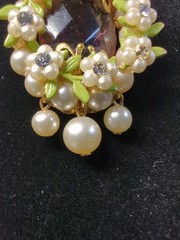 Vintage Wreath Pendant Necklace Delicate Pearl Flowers Amethyst Green Enamel