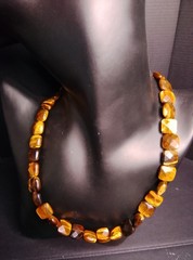16″ Vintage Tigers Eye Faceted Bead Necklace Chunky Geometric 52.77 Grams