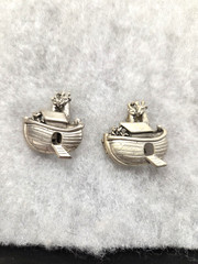 Vtg AJC silver tone Noah’s Ark animal clip on Earrings