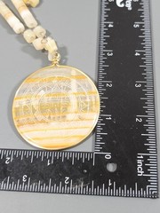 VTG Etched Mayan Sun God Medallion Pendant Neckalce Agate beads 22 in