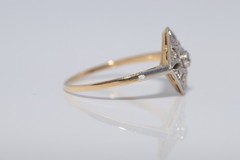 Antique Circa 1920s Art Deco 18k Gold Natural Diamond Navette Design Ring