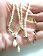 1928 Rose Pearl Pendant Victorian Style Y Necklace Gold Tone 1.5*16.5*19.5