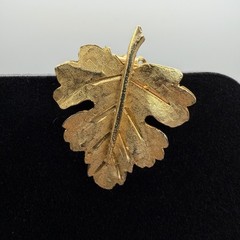 Vintage BSK Gold Tone Maple Leaf Clip On Earrings Signed Textured Leaf