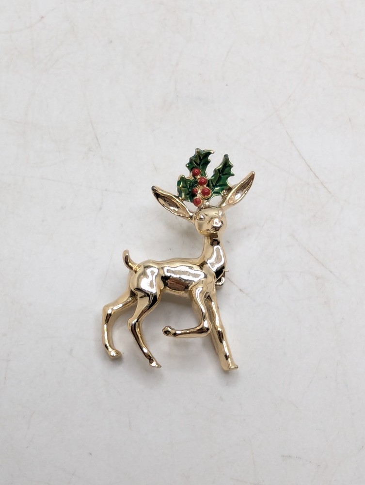 Vtg Gerrys Reindeer Brooch Pin Gold Tone Enamel Holly Sprig Christmas Mistletoe