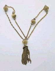 Tassel necklace 28 in CLASSY Deco Link Fringe Gold tone Tassel Vintage