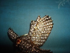STUNNING SIGNED AD2001 EAGLE W/PEARL PAVE’ CRYSTAL RHINESTONES BROOCH GOLD PLATE