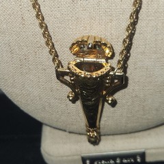 1928 Gold Tone Perfume Needle case Necklace Ornate Engraved Amphora Pendant 30in