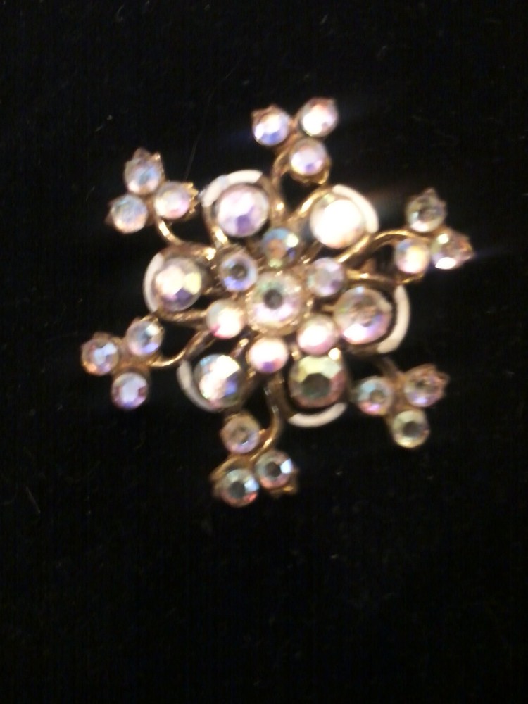 Aurora Borealis vintage crystal rhinestone brooch,alloy metal