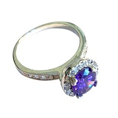 Y2K Silver Cocktail Ring size 8.5 faceted purple synthetic solitaire gem stone