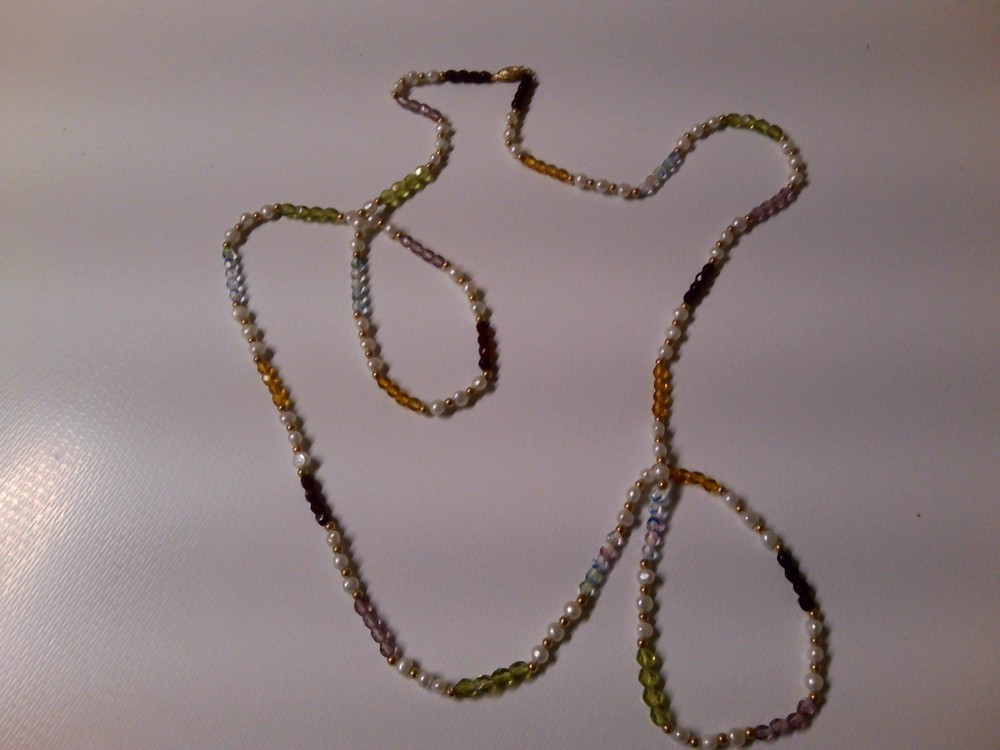 Vintage beaded necklace – clasp marked 14K RTT — 42″