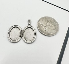 VTG Monogram Initial Etched Sterling Silver 925 Floral Locket Signed Tested Read