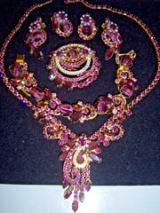 Vtg Juliana Purple Girve Rhinestone Necklace Bracelet Brooch Earring Set Parure