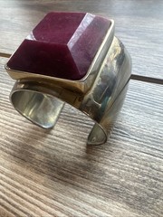 NEW Ann Taylor LOFT Gold Semi Precious Stone Cuff Bracelet Burgundy Wine Square