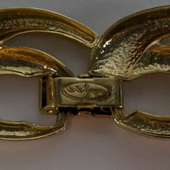 Vintage WM Signed Anthony Yau Chunky Gold Tone Openwork Swirl Statement Necklace
