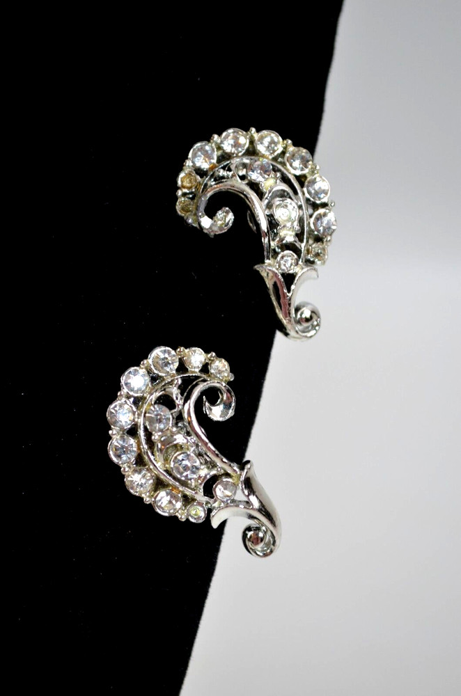 Vintage Silver Tone Twist Back Earrings Clear Rhinestones Wing Shaped 1″