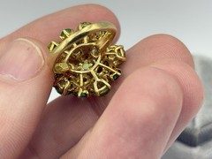 Vintage 18k Yellow Gold Faceted Peridot Green Garnet Cluster Cocktail Ring