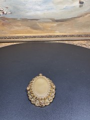 Antique Victorian Brooch – Ornate Gilt Metal with Central Cabochon and Champagne