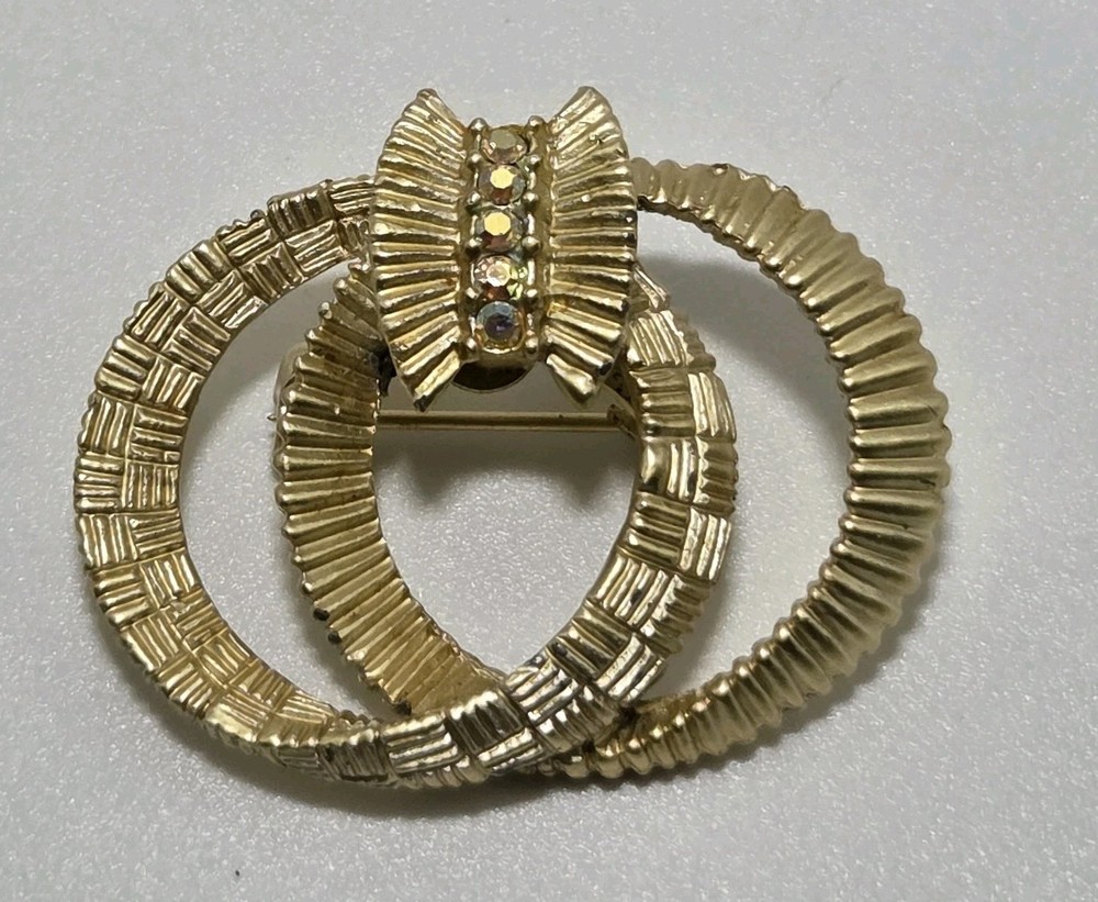 Vintage Double Circle Brooch Pin Aurora Borealis Rhinestones Gold Tone