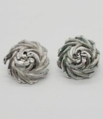 Crown TRIFARI Earrings 1 in Brushed Modernist Silver Tone Clips Vintage .75 in