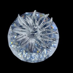 Silver Tone Flower Brooch Pin Statement Floral Elegant Vintage Style Gift