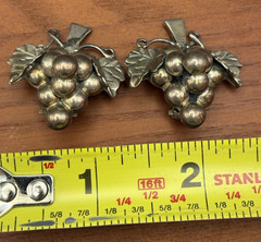 Vintage Taxco Mexico 925 Sterling Silver Grape Broch/Pendant Earring Set 30g