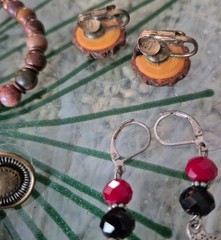 Mixed Earring Lot Of 8 Pairs Metal, Wood, Beads Stone 1 Clip on Some New