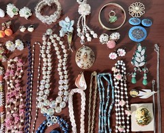 3lbs Misc Jewelry 1950-70s – 68 pieces – Necklaces, Rings, Pendants – Beautiful