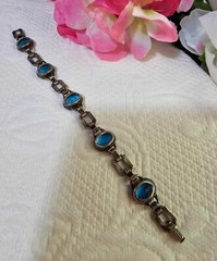 1/20- 10k gold filled w/ blue stones Link Chain Bracelet 6.75in”- B2