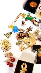 Vintage Estate Mixed Lot Costume Jewelry Signed Unsigned 93 PCS