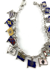 State/Colony Flags Charm Bracelet | 15 Charms | Silver Tone | 7.5″ | NOS