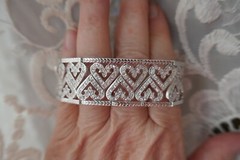 Sterling Silver 21mm Wide Bracelet Pave’ Hearts w Clear CZs 7″ Long in Black Box