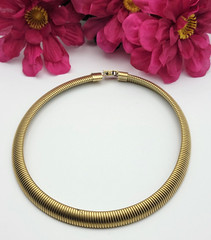 Vintage Matte Gold-Tone Omega Chain Choker Necklace 17 Inches Fold Over Clasp