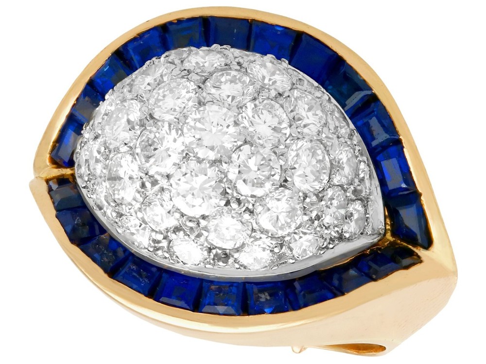 1960s French 0.80 Ct Sapphire 1.72 Ct Diamond 18k Yellow Gold Cocktail Ring
