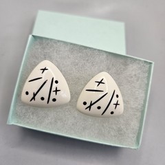 Vintage White Geometric Earrings Triangle Pop Art Graphics Post Pierced 1970s