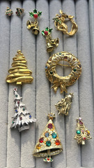 Vintage Designer Christmas Holiday Jewelry Lot Brooch & Earrings MYLU CAROL LEE
