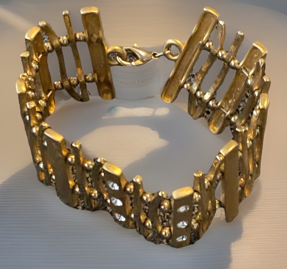 Vintage Style Women’s Gold Tone Cleopatra Bracelet 7in Rhinestones Cuff Like