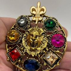 Colorful Rhinestone Lion Head Brooch Pin Gold Tone Retro Animal Jewelry