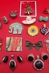 LOT Vintage costume jewelry pin brooches Cookie Lee, Best, Mimi Di N & unbranded