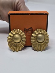 Vintage Hermès Paris Bijouterie Fantaisie Gold-Tone Sunburst Clip-On Earrings