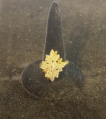 Vtg Sz 7.5 Ring Cubic Zirconia Cluster Fashion Jewelry CZ 18k Gold Plated